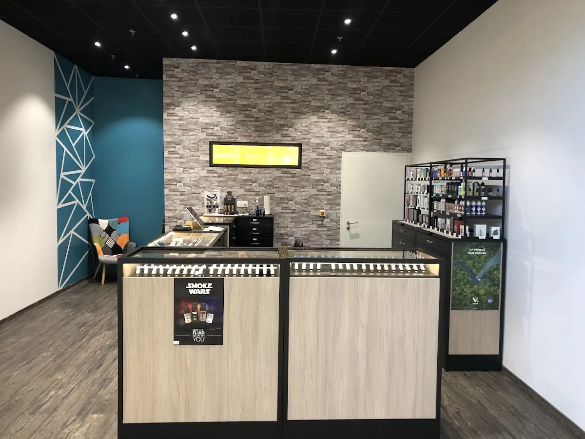 Vitrine du magasin HappeSmoke Mulhouse